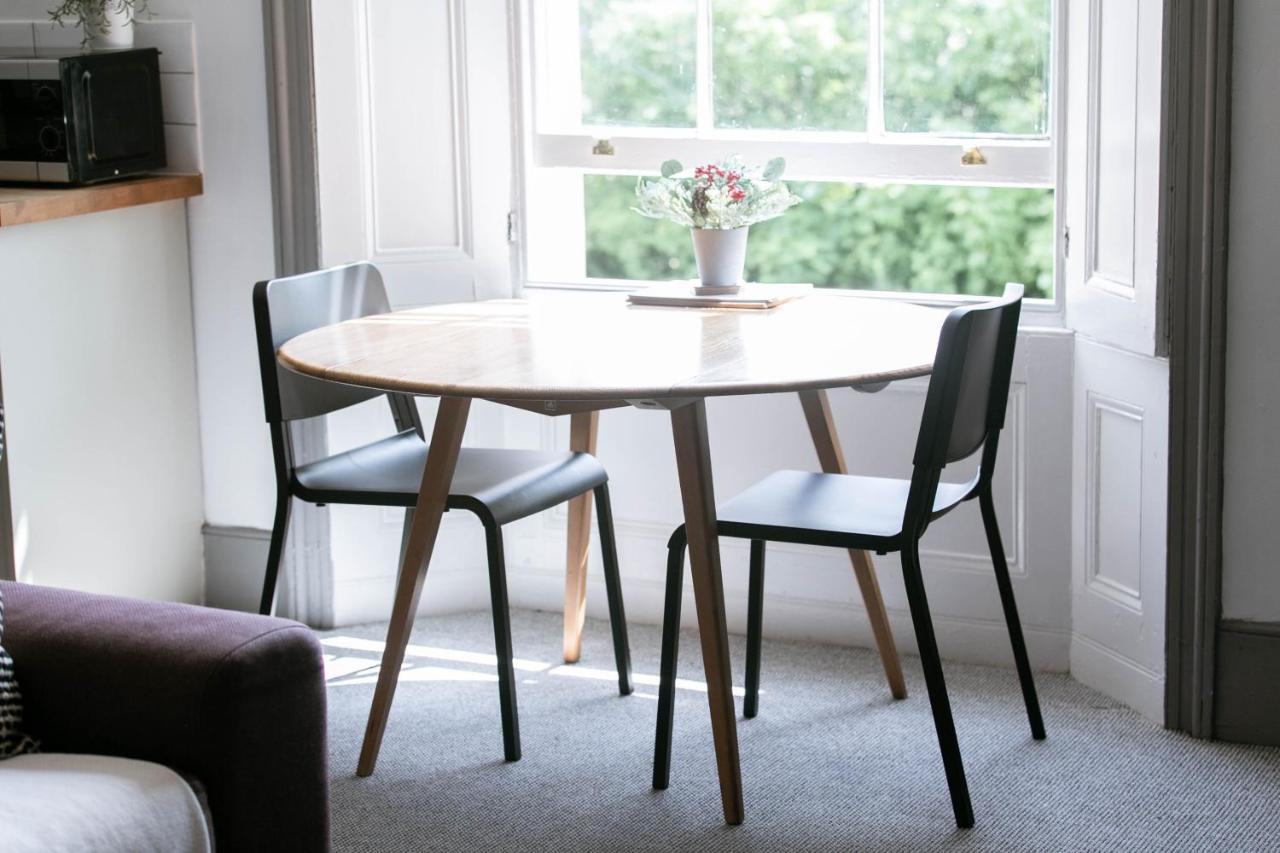 Peaceful Apartment - Dedicated Free Parking - Walk To Centre, Uni, Hosp - Business And Leisure - Contact For Long Stays エクセター エクステリア 写真